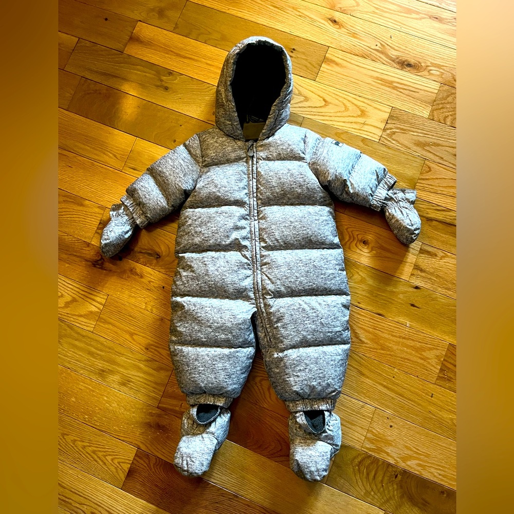 Baby Gap Warmest Down Snow Suit Bunting Infant Size 0-6 Months Heather Gray